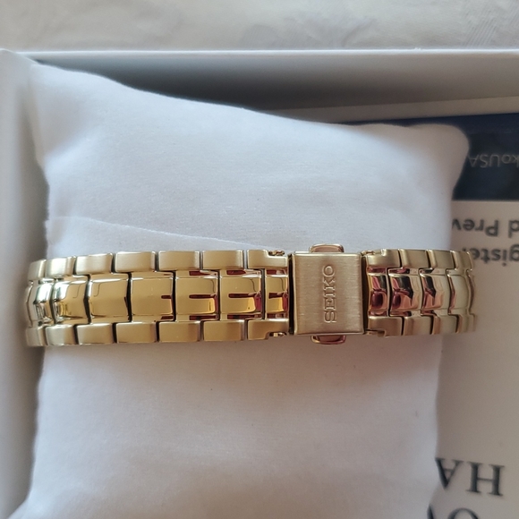 SEIKO NWT Ladies Watch - Picture 4 of 8
